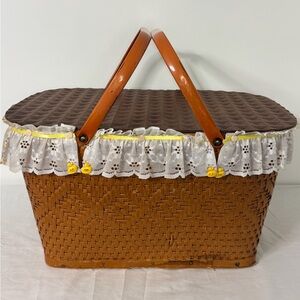 Vintage Cottagecore Wicker Sewing Basket Metal Handles Removable Liner